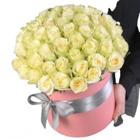  Kemer Flowers Order 35 White Roses in Box